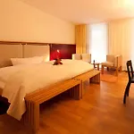 酒店 Ringhotel Schorfheide I Waldresort Werbellinsee 希姆斯塔尔