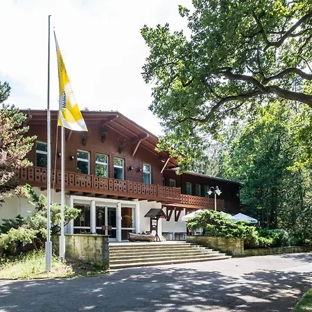 Ringhotel Schorfheide, Tagungszentrum Der Wirtschaft ホテル ヨーアヒムスタール