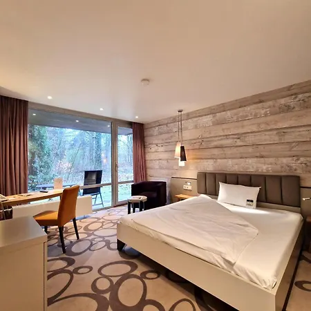 ホテル Ringhotel Schorfheide I Waldresort Werbellinsee 4*