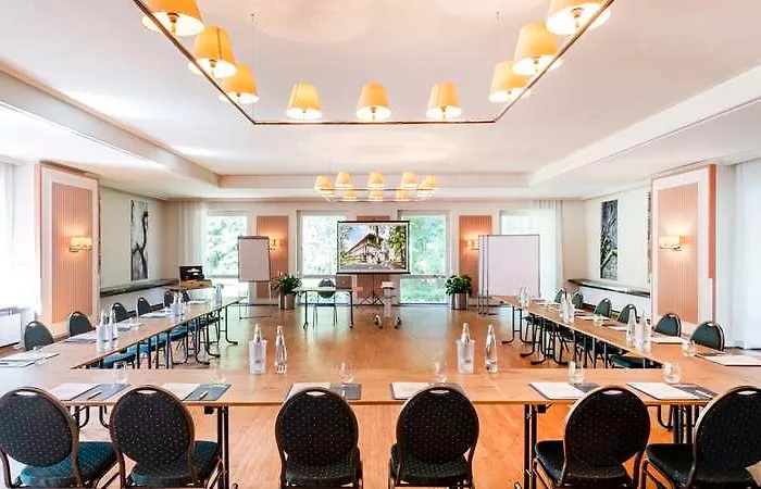 Ringhotel Schorfheide I Waldresort Werbellinsee מלון יואכימסטאל