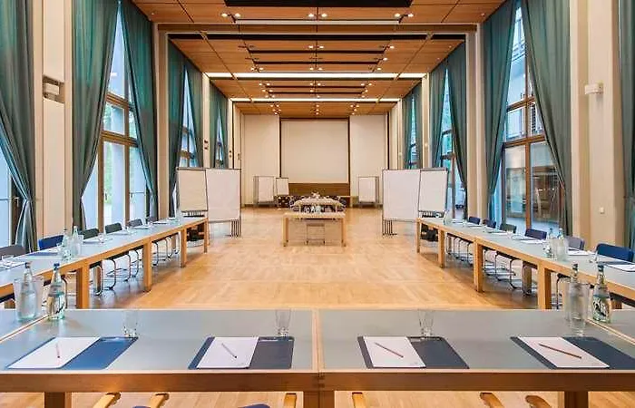 Ringhotel Schorfheide I Waldresort Werbellinsee מלון