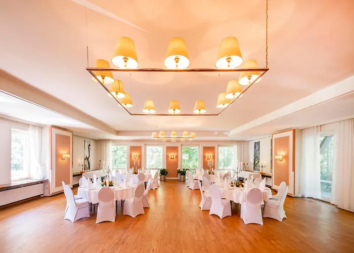 Ringhotel Schorfheide I Waldresort Werbellinsee ホテル 4*